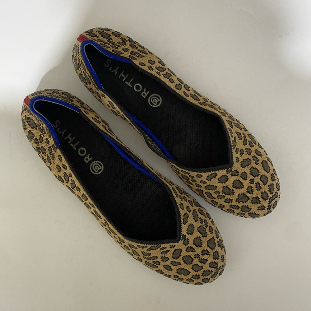 Rothy's Tan and Black Leopard Flats